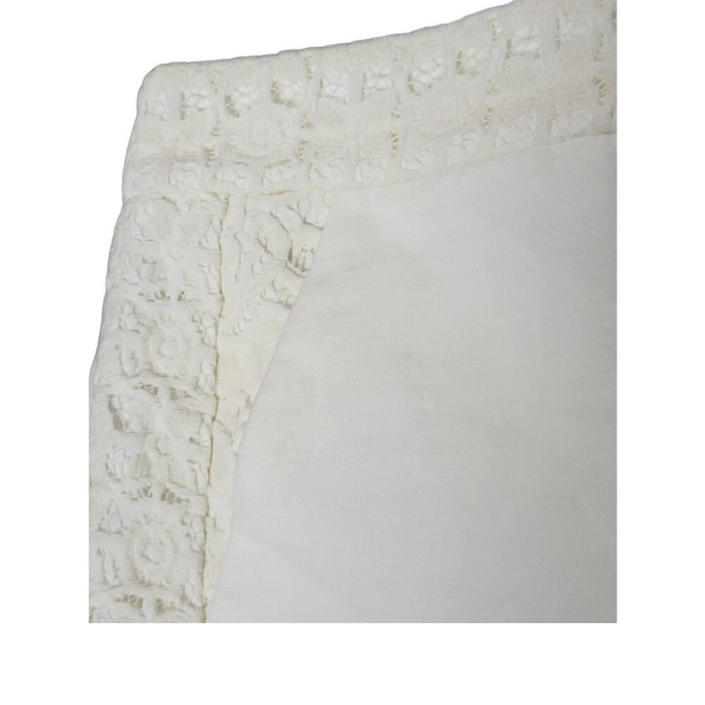 LOFT women’s lace trim off white cotton shorts | 12 - Picture 6 of 9